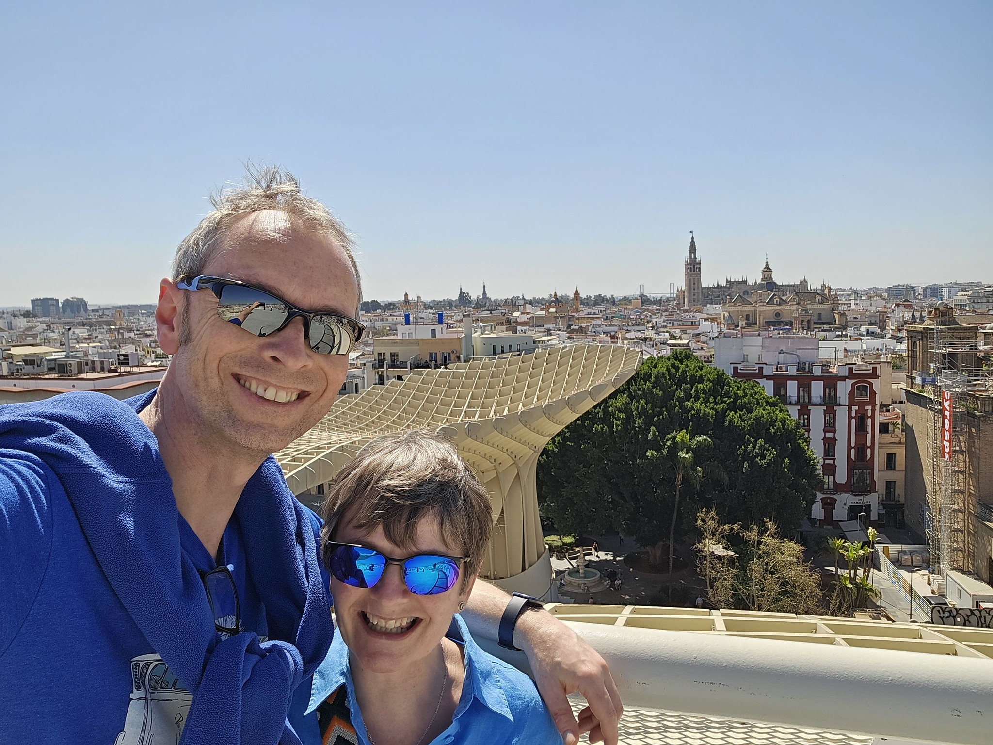 The Vickster and me on the panoramic terrace at the Mushroom in Seville