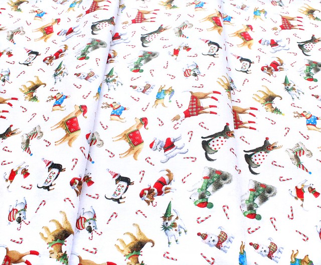 Robert Kaufman Fabrics Christmas Jamboree AUND-21111-287 Dogs Snow