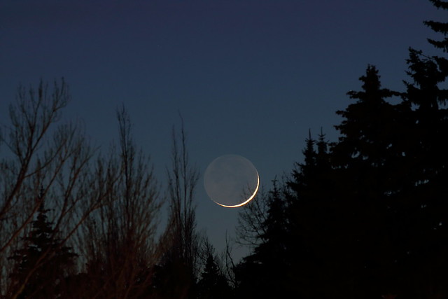Moon Earthshine Mar 22