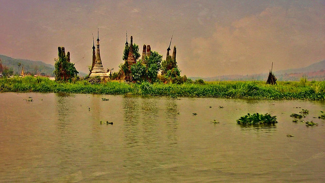 MYANMAR, Burma - rund um den  Inle-See,  Fahrt von Sagar nach Tar Kaung , 21492