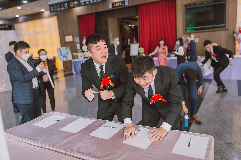 [婚禮攝影]庭功昱妏 午宴@台北徐州路2號庭園會館-最專業的團隊完成每場完美婚禮紀錄，拍的不只好更要快! #即拍即印
