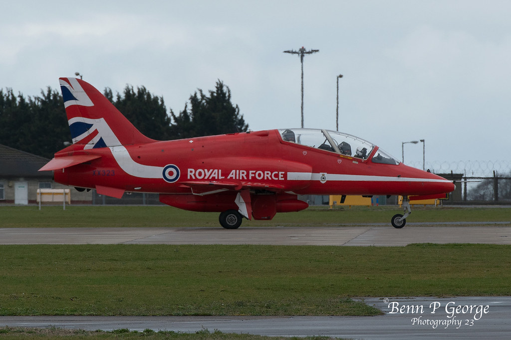 HAWK-T1A-RED-ARROWS-XX323-1-3-23-RAF-WADDINGTON