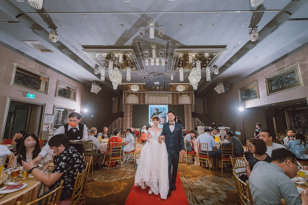 [婚禮攝影]秉宏惠珍 文定午宴@台北晶宴-最專業的團隊完成每場完美婚禮紀錄，拍的不只好更要快! #婚禮拍立得