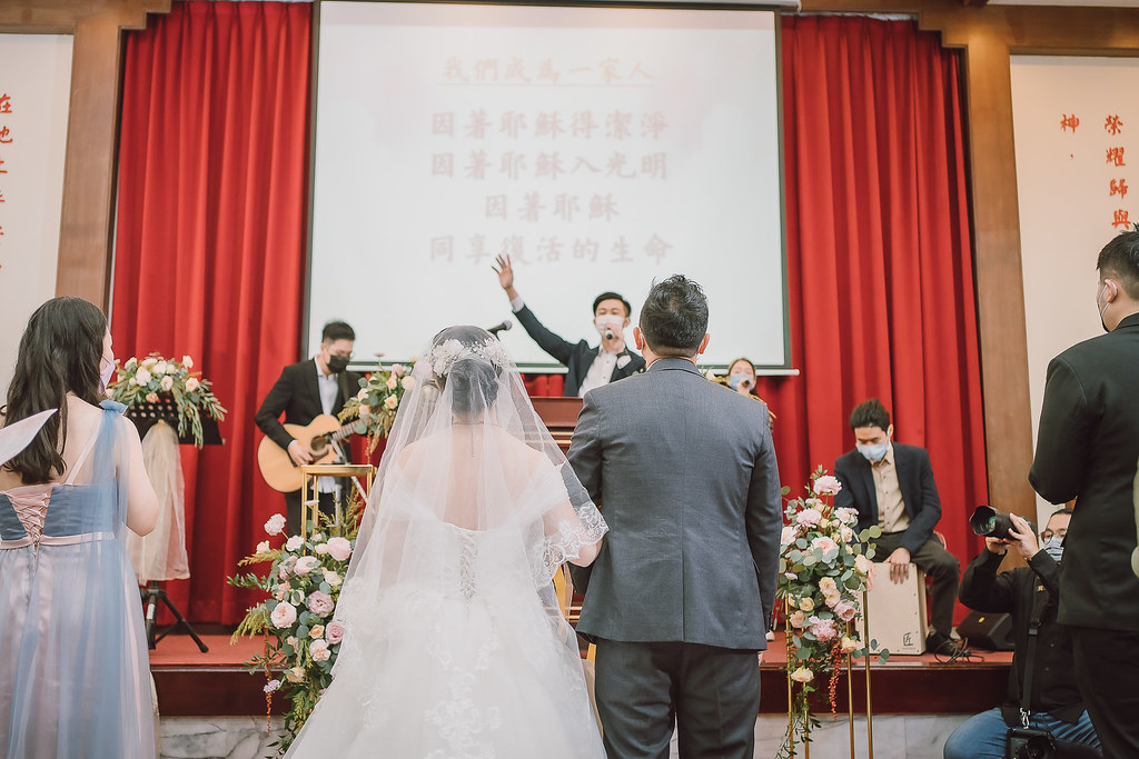 [婚禮攝影]岳杉琬柔 教堂儀式@活石基督教會-最專業的團隊完成每場完美婚禮紀錄，拍的不只好更要快! #台北婚攝