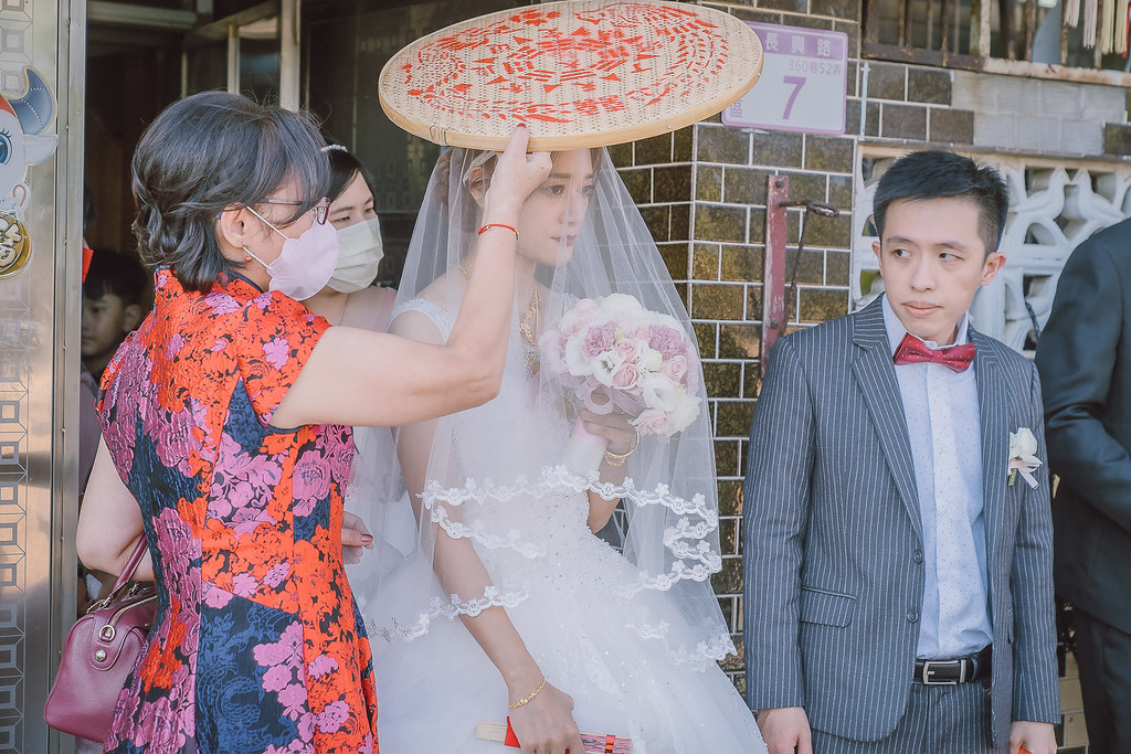 [婚禮攝影]哲宏薇庭 迎娶儀式@大直典華-最專業的團隊完成每場完美婚禮紀錄，拍的不只好更要快! #即拍即印