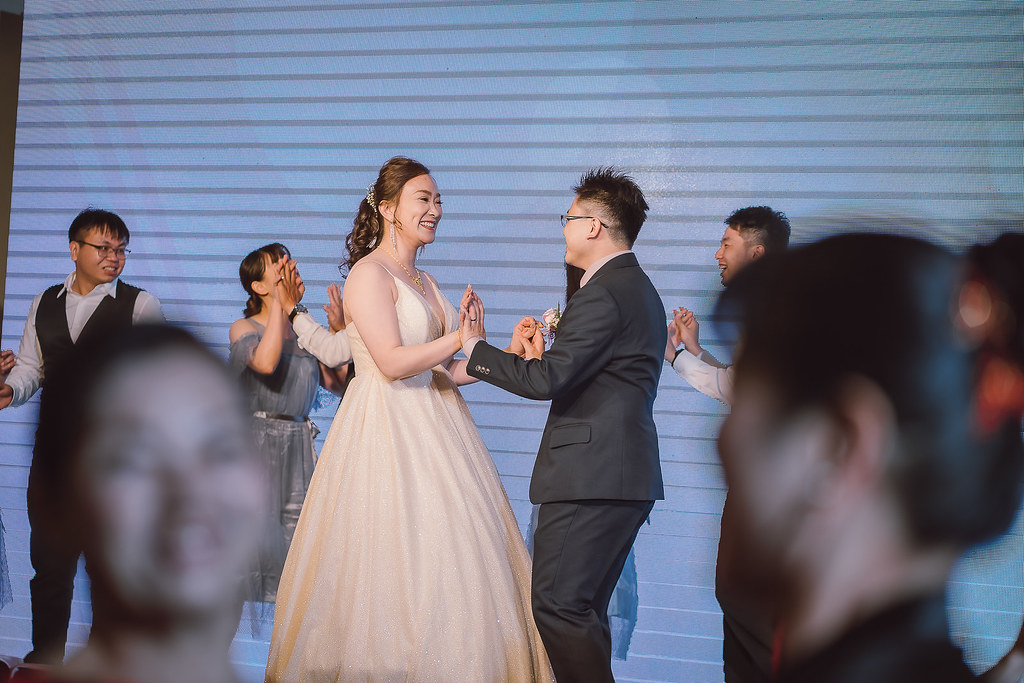[婚禮攝影]耿郡惠瑄 迎娶午宴@員林全國麗園-最專業的團隊完成每場完美婚禮紀錄，拍的不只好更要快! #婚攝