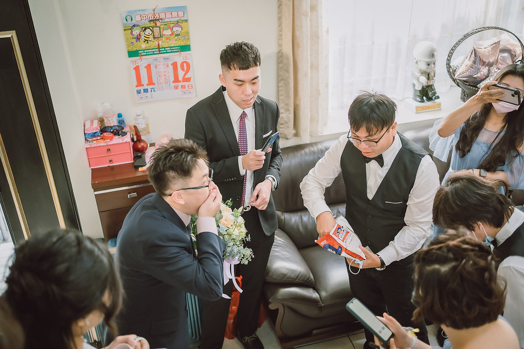 [婚禮攝影]耿郡惠瑄 迎娶午宴@員林全國麗園-最專業的團隊完成每場完美婚禮紀錄，拍的不只好更要快! #即拍即印