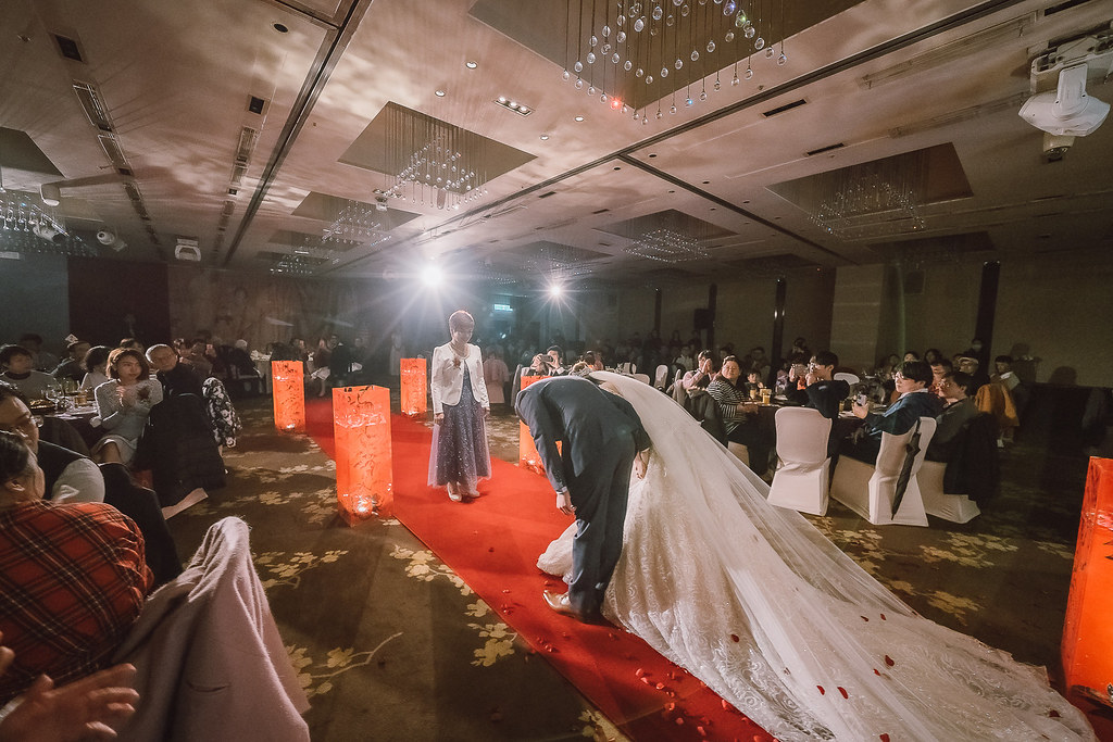 [婚禮攝影]鈞仁又慈 文定午宴@台北故宮晶華-最專業的團隊完成每場完美婚禮紀錄，拍的不只好更要快! #婚禮紀錄