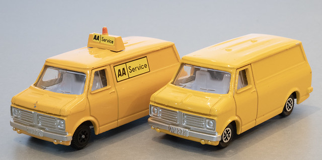 Dinky Toys Bedford CF Vans