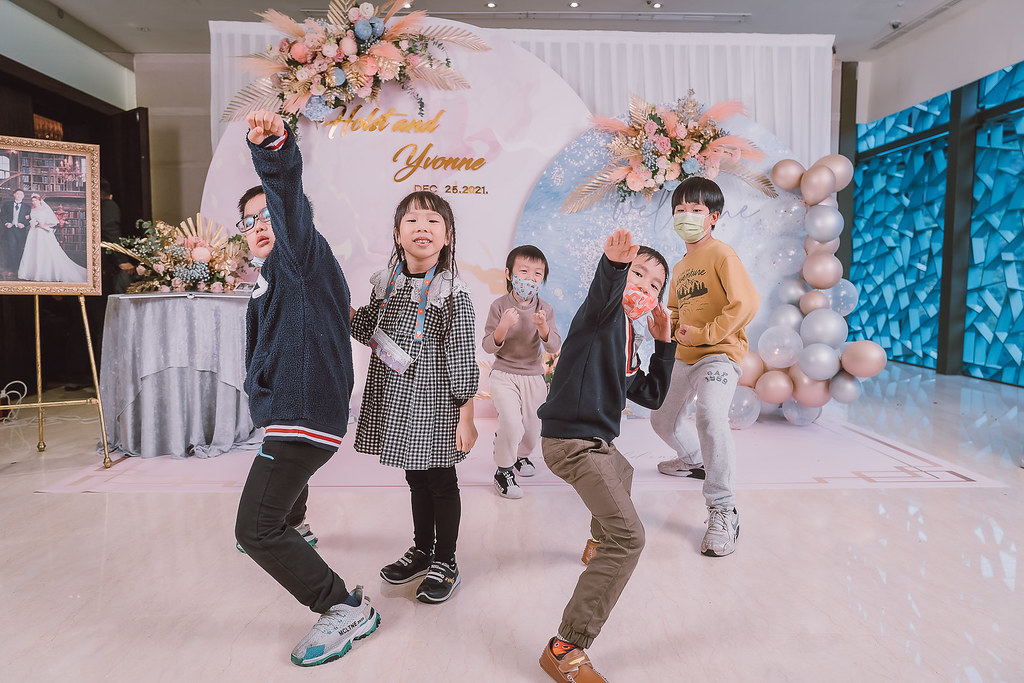 [婚禮攝影]鈞仁又慈 文定午宴@台北故宮晶華-最專業的團隊完成每場完美婚禮紀錄，拍的不只好更要快! #婚禮拍立得