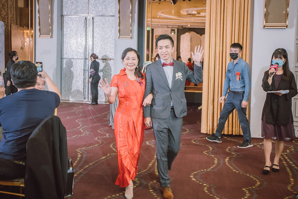 [婚禮攝影]哲宏薇庭 迎娶儀式@大直典華-最專業的團隊完成每場完美婚禮紀錄，拍的不只好更要快! #婚禮拍立得