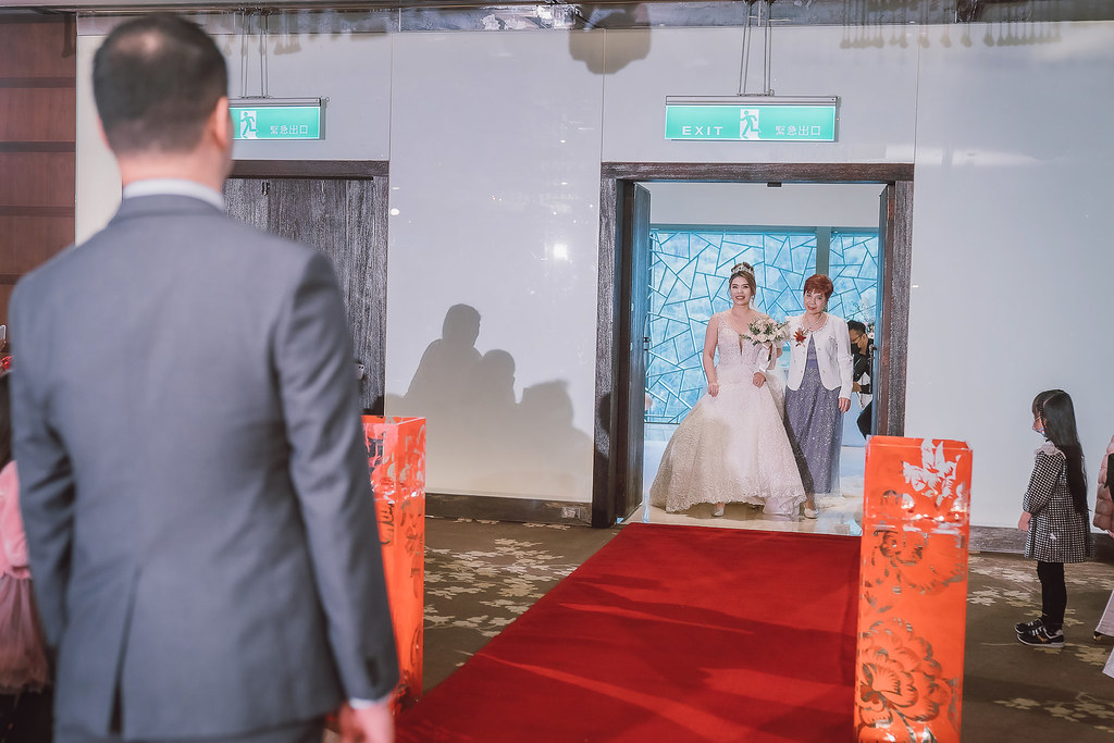 [婚禮攝影]鈞仁又慈 文定午宴@台北故宮晶華-最專業的團隊完成每場完美婚禮紀錄，拍的不只好更要快! #婚攝推薦