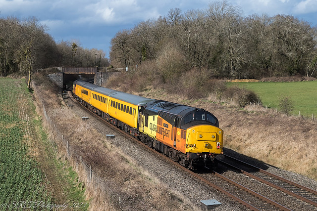 37116 and 37254 at Besford [5Z55] 24.03.2023
