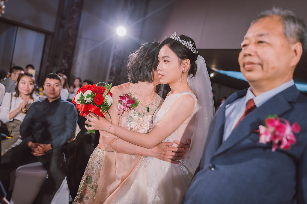 [婚禮攝影]獻毅宣蓉 午宴@台北喜來登飯店-最專業的團隊完成每場完美婚禮紀錄，拍的不只好更要快! #婚禮紀錄