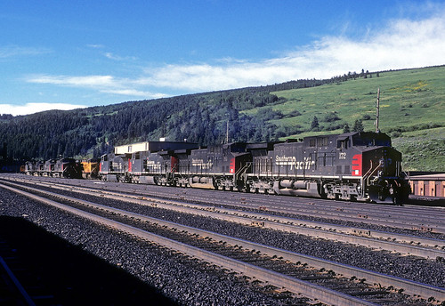southernpacific ge ac4400cw minturnco tennesseepass tennesseepasssubdivision train railfan railroad