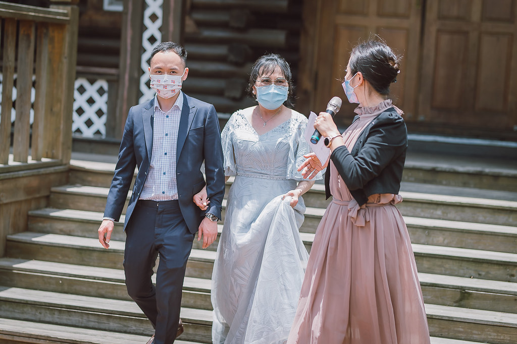[婚禮攝影]彥豪韻庭 午宴@桃園橘色煙囪-最專業的團隊完成每場完美婚禮紀錄，拍的不只好更要快! #婚禮紀錄