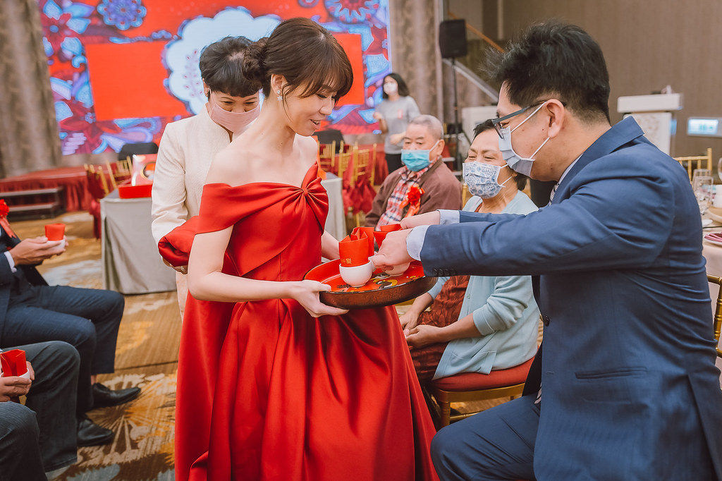 [婚禮攝影]秉宏惠珍 文定午宴@台北晶宴-最專業的團隊完成每場完美婚禮紀錄，拍的不只好更要快! #婚攝