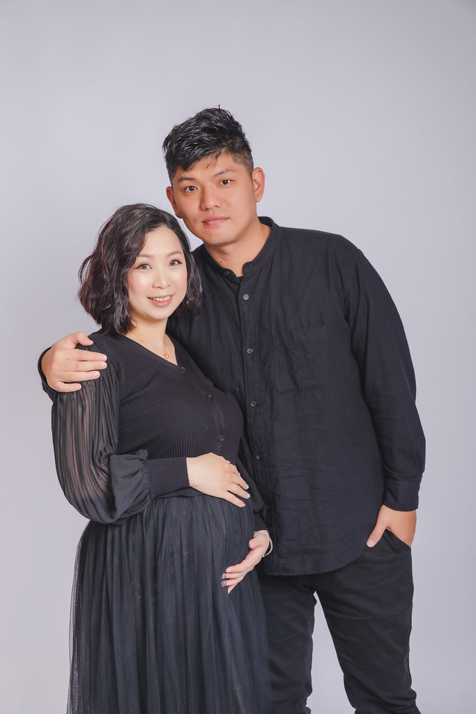 [親子寫真] 虹萱 全家福孕婦拍攝@迪司陽光攝影棚-最專業的團隊完成全家福照，拍出有溫度的照片! #孕婦寫真
