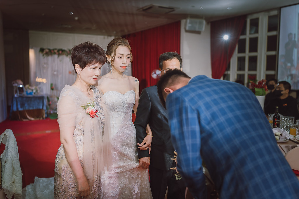 [婚禮攝影]昀達勝筑 午宴@板橋囍宴軒-最專業的團隊完成每場完美婚禮紀錄，拍的不只好更要快! #婚禮攝影