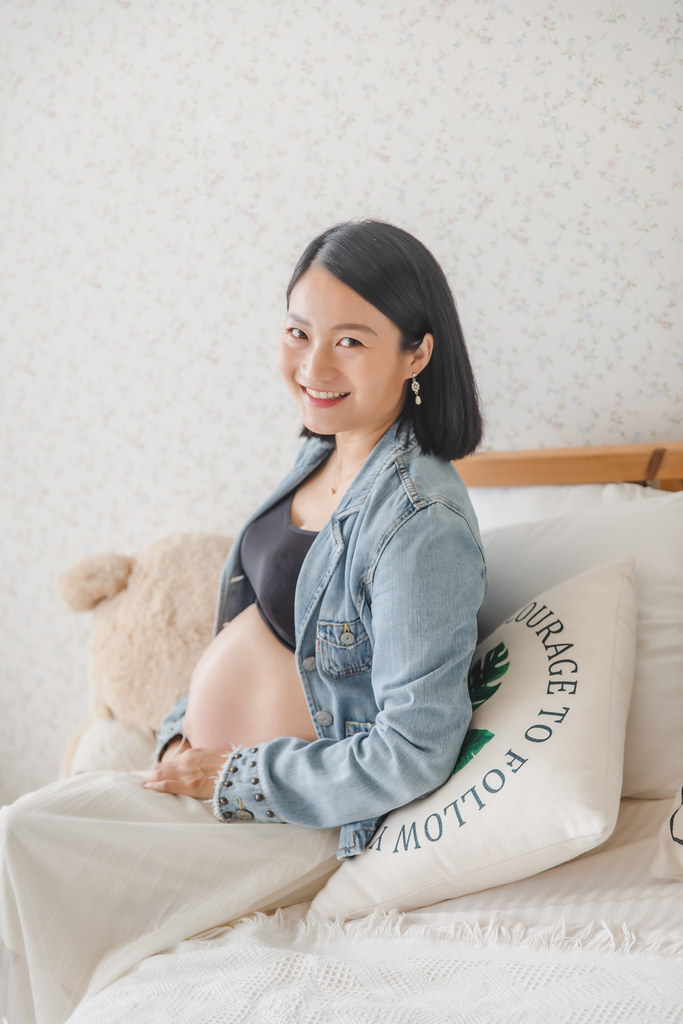 [親子寫真]邵嬿蓁 全家福拍攝@迪司陽光攝影棚-最專業的團隊完成全家福照，拍出有溫度的照片! #孕婦寫真