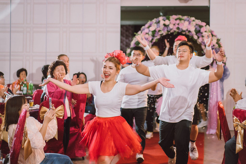 [婚禮攝影]薇欣博玄 午宴@台南新營觀天下宴會館-最專業的團隊完成每場完美婚禮紀錄，拍的不只好更要快! #婚攝作品