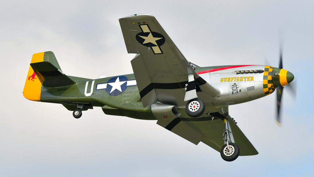 North American P-51D Mustang Gunfighter N5428V 1945 USAAF 1947  USAF 44-73264