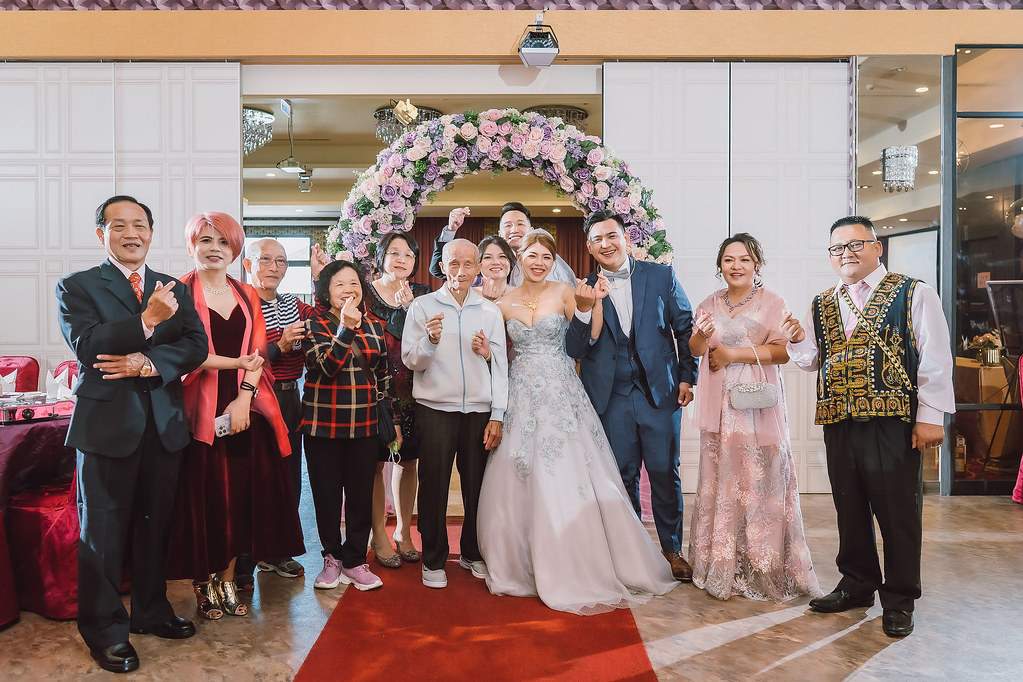 [婚禮攝影]薇欣博玄 午宴@台南新營觀天下宴會館-最專業的團隊完成每場完美婚禮紀錄，拍的不只好更要快! #婚攝推薦