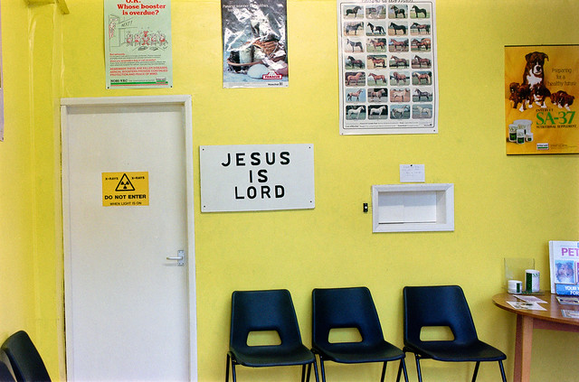 Jesus Is Lord, Vets, Goole, Yorkshire, 1992, 92c7-02-41