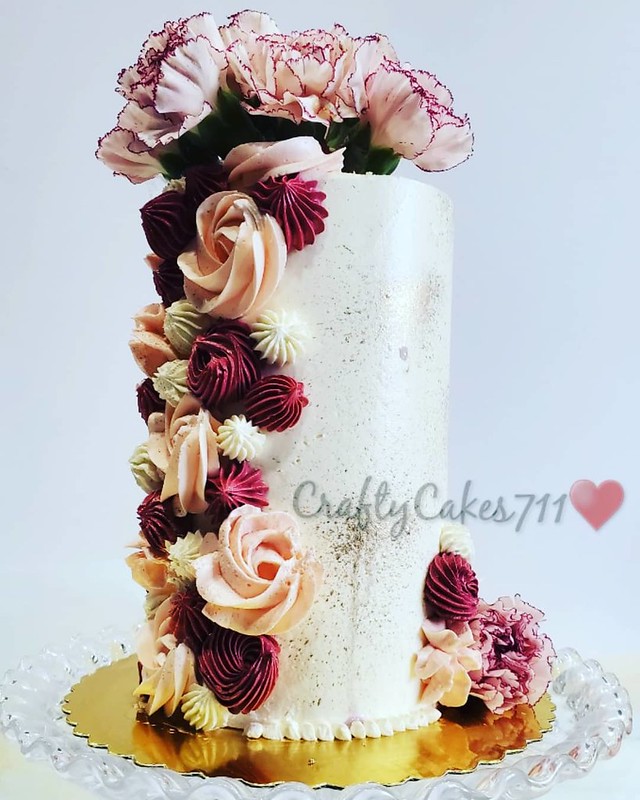 Cake by Crafty Cakes 711
