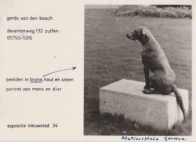 Reclamekaart - Kunstenaar Gerda van den Bosch - expositie Nieuwstad 34 (Poststempel 1971) - beeld hond stationsplein