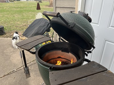 Preparing Big Green Egg for Some Cooking