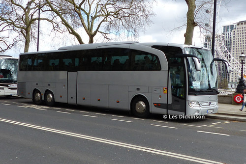 SIM MY 86, Mercedes Benz P1420576 - Copy (2) | by LesD's pics