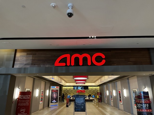 AMC (Staten Island Mall)