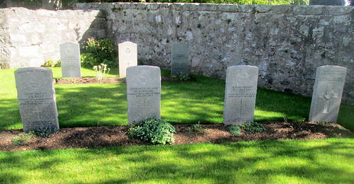 4 War Graves, Dyce