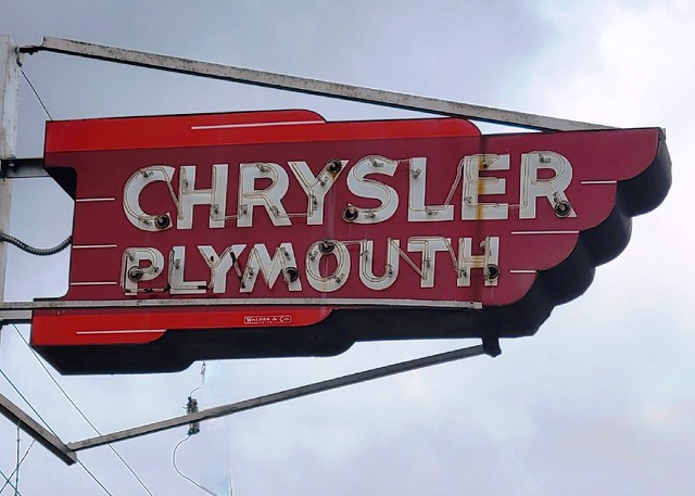 IN, Fort Wayne-Chrysler Plymouth Neon Sign