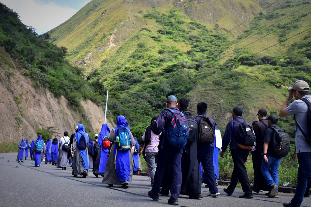 Ecuador - Peregrinación de 22km a la Virgen de El Cisne