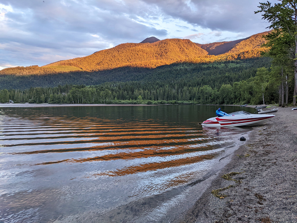 Mahood Lake, Wells Gray Provincial Park, BC, Canada