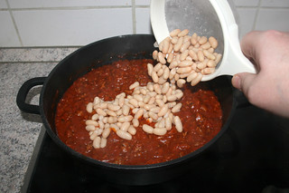 28 - Add white beans (Cannellini) / Weiße Bohnen (Canellini) hinzufügen