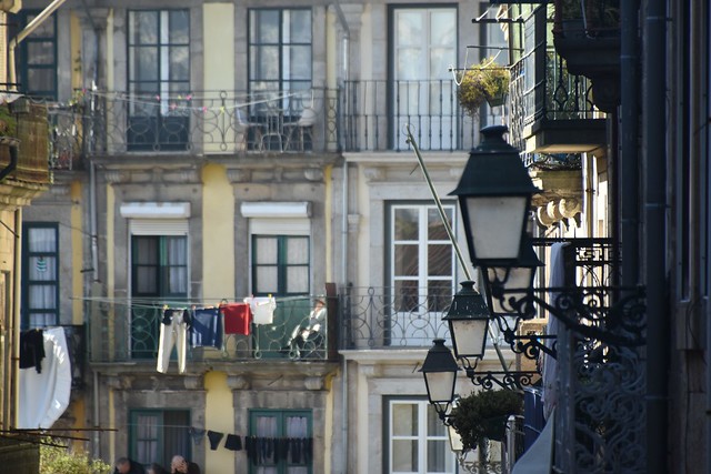 lamps, windows and laundry