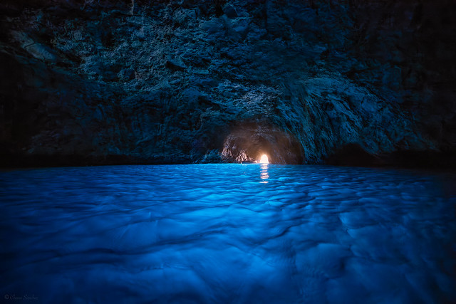 Surreal World || Mundo Surreal (Blue Grotto, Capri; Campania. Italy)