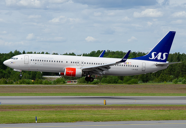 LN-RGE  Scandinavian Airlines - SAS Boeing 737-86N 