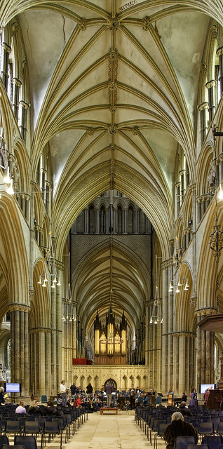 Lincoln Cathedral - the vast interior