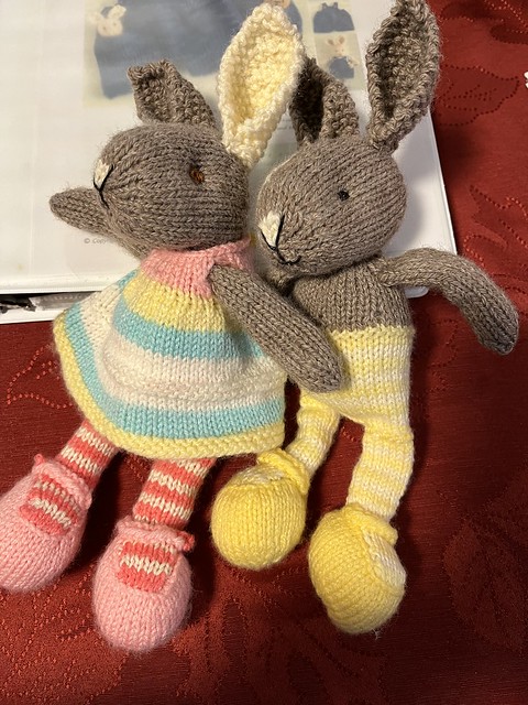 Here’s Carolyn’s bunnies facing the other way!