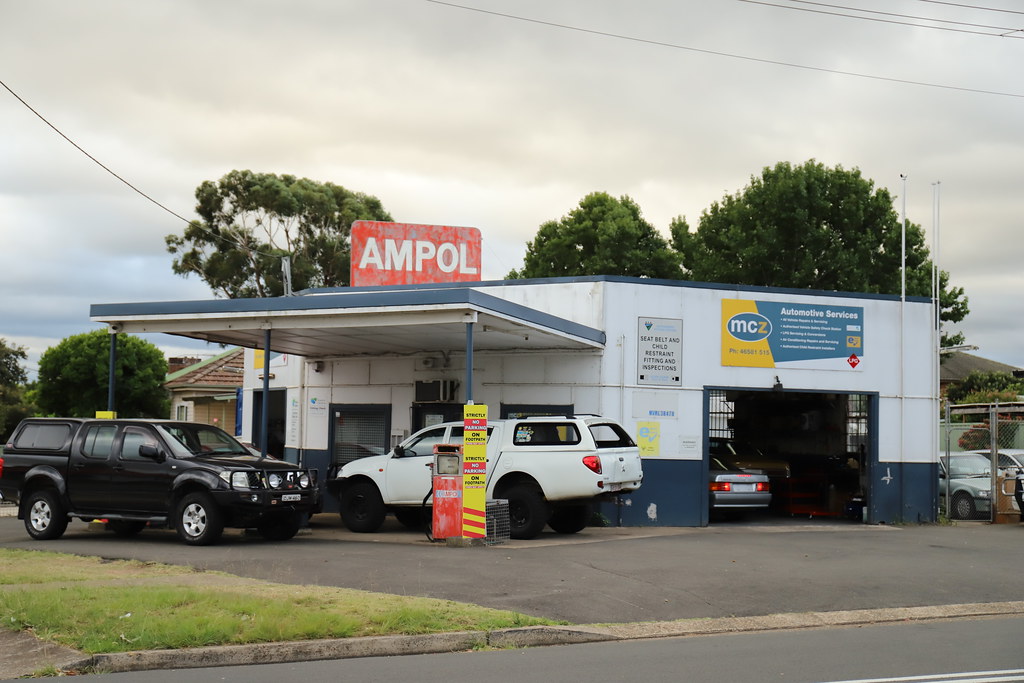 Ampol Service Station now a mechanical work shop. The station still has bowsers in the forecourt but not in use. Elderslie NSW (1)