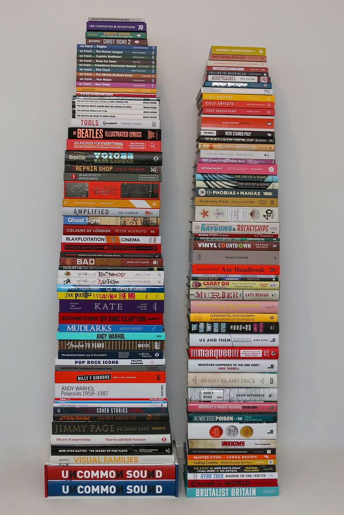book piles 2022/2023