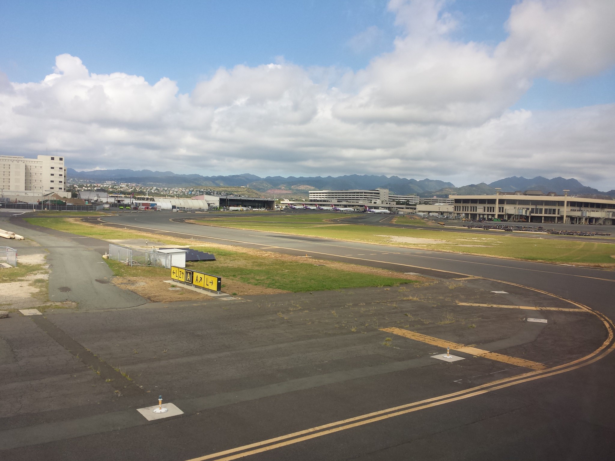 Taxiing at Honolulu airport
