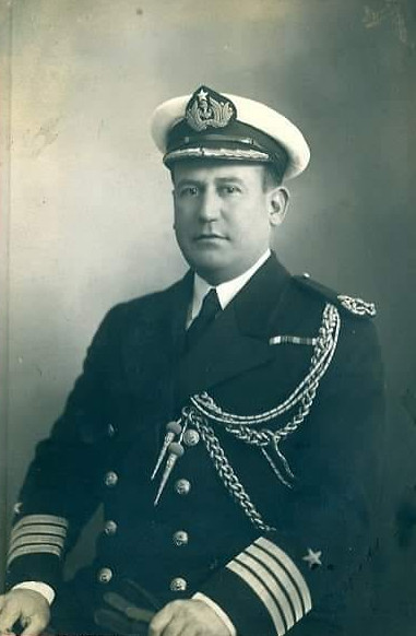 Calixto Rogers Cea, Contralmirante, jefe del estado mayor de la armada año 1928; ministro de marina 1931 .