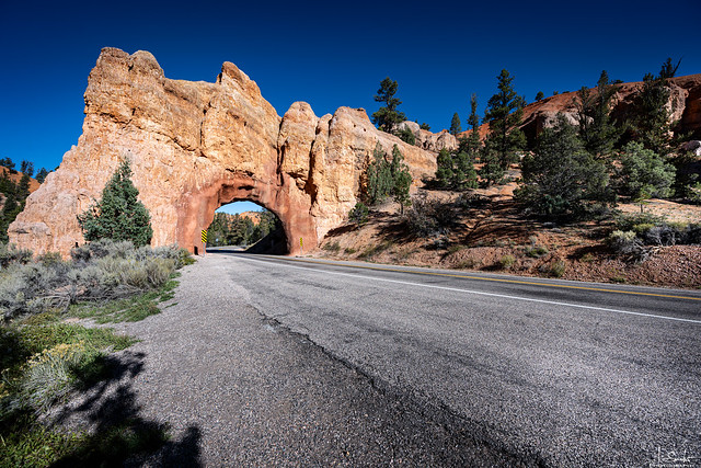 On the Road - Red Canyon Arch - Utah - USA