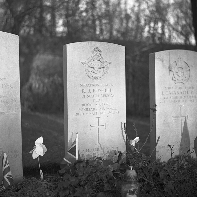 Gravestone of Squadron Leader Roger Joyce Bushell (30 August 1910 – 29 March 1944)