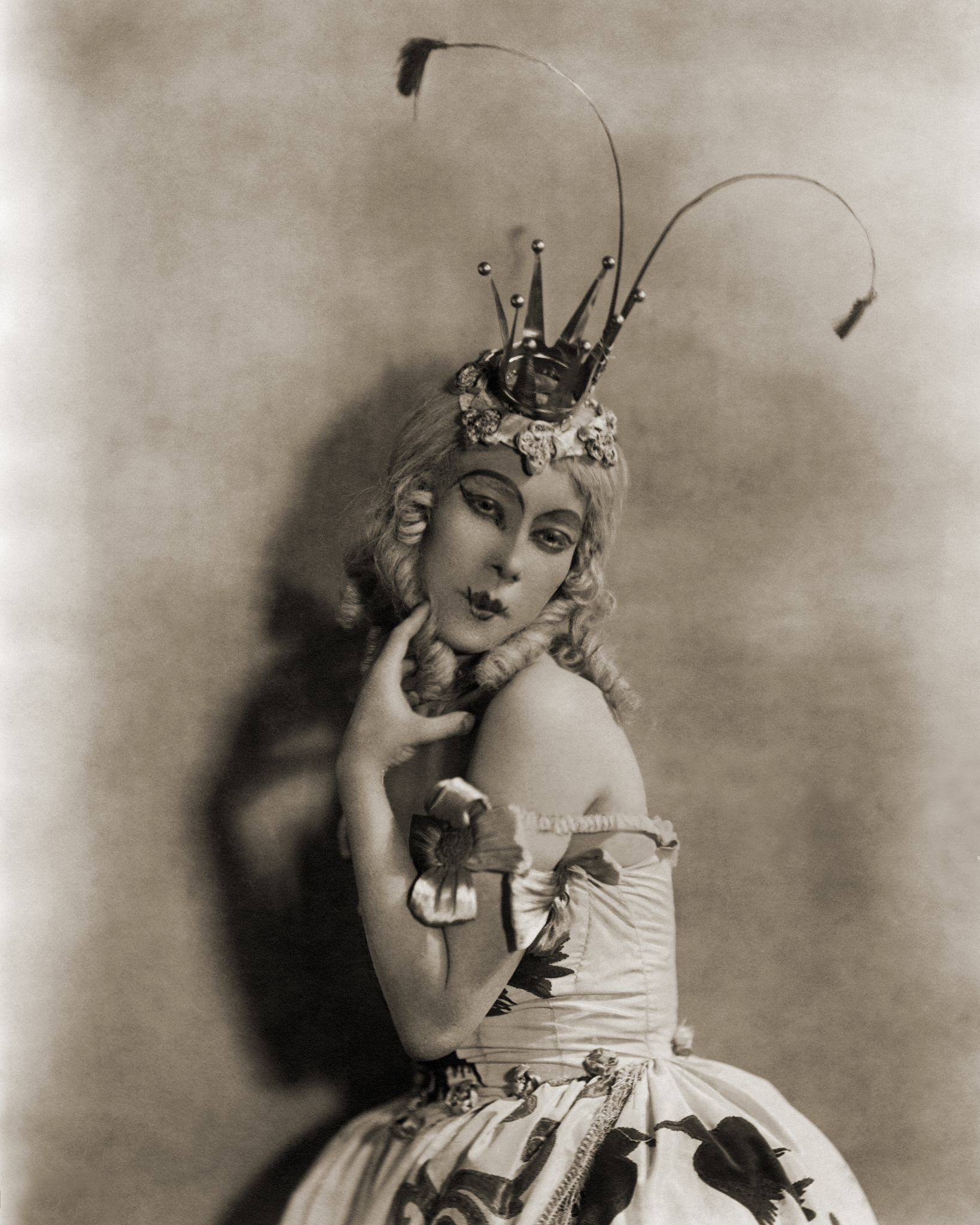Bronislava Nijinska dressed in costume with a crown / tiara and flower-detailed dress (Photo by Florence Vandamm/Conde Nast via Getty Images)